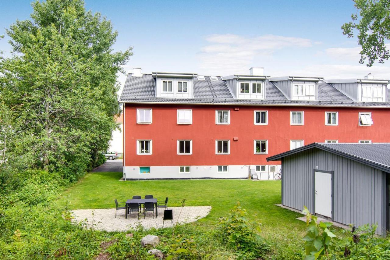 Frasch Och Fin 2:A. Gangavstand Till Stromstads Centrum Luaran gambar